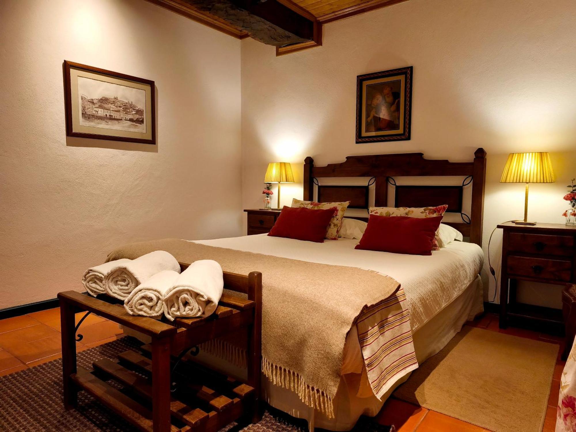 Casa De Santa Ana Da Beira Bed & Breakfast Seia Exterior photo