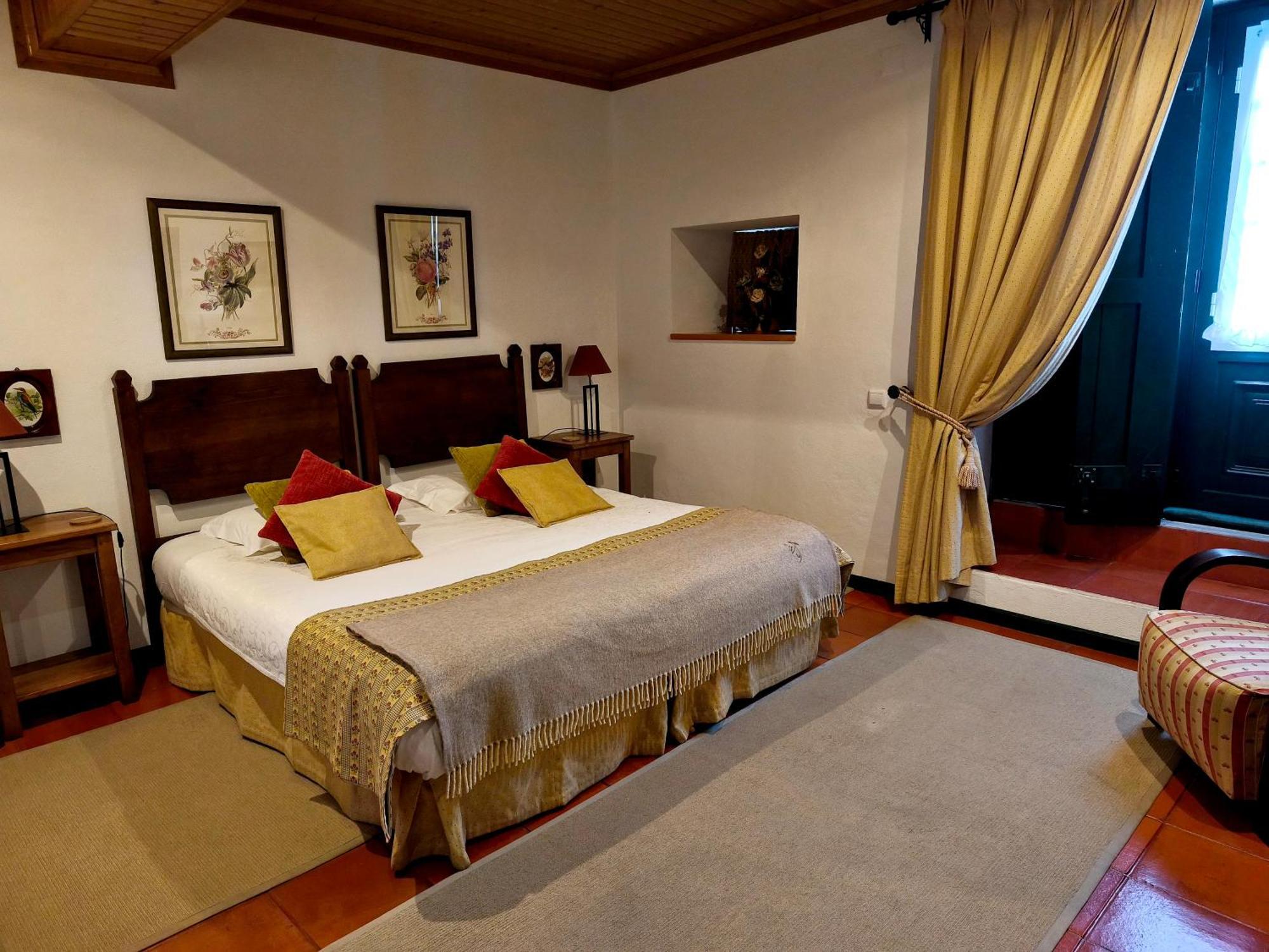 Casa De Santa Ana Da Beira Bed & Breakfast Seia Exterior photo
